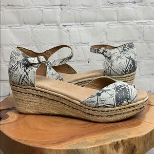 Toms Espadrille Platform Wedge Sandals